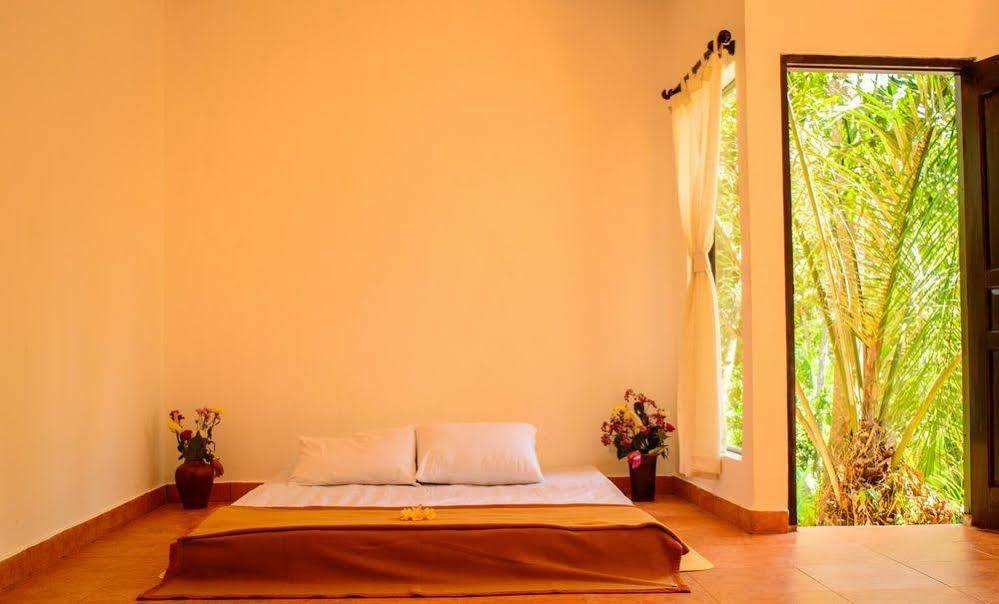 Shanti Toya Ashram Mambal Bagian luar foto